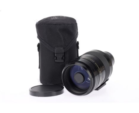 A Soligor CD f/8-12 500-800mm Mirror Zoom Lens, black, serial number 585099, body G, optics F-G with light internal fungus, w