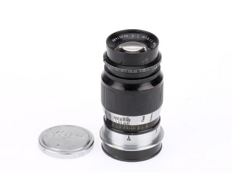 A Leitz Wetzlar Elmar f/4 9cm Camera Lens black/chrome, serial 321488, screw mount, body F-G, optics F with haze and fungus, 