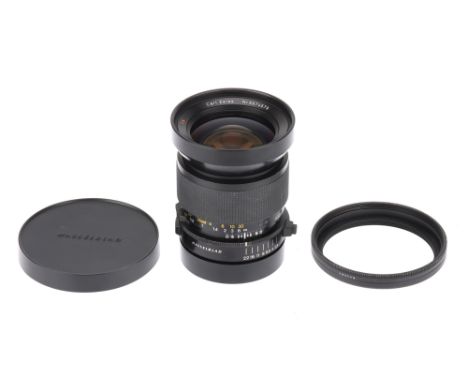 A Carl Zeiss Distagon T* Hasselblad f/2.8 50mm Lens black, F, serial no.6674579, body G-VG, optics VG, with Hasselblad caps