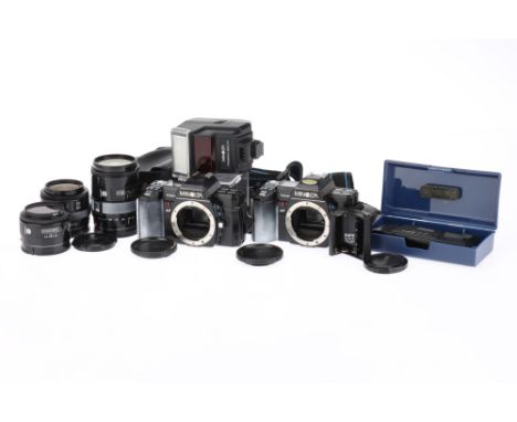 A Pair of Minolta 7000AF 35mm SLR Camera Outfits to include 2off Minolta 7000AF bodies F-G, power up and take a photo, autofo