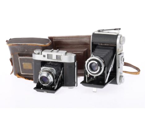 An Aires Viceroy Folding Rangefinder Camera black with chrome top housing, 1957-58, serial no.670433, with a Coral f/3.5 7.5c