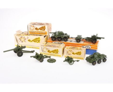 Crescent Toys boxed British Army vehicles and artillery comprising sets 1249 18-pdr Field Gun, 1250 25-Pdr Field Gun, 1251 5.