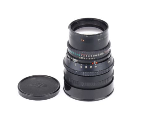 A Carl Zeiss Sonnar T* f/4 150mm Medium Format Lens, black, serial number 6176816, Hasselblad mount, barrel G, optics G, shut
