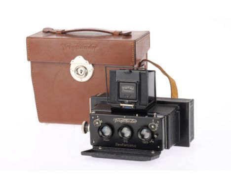 A Voigtlander Stereflektoskop 6x13 Stereo Film Camera, black, serial number 567398, body G, shutter works but sticking at slo