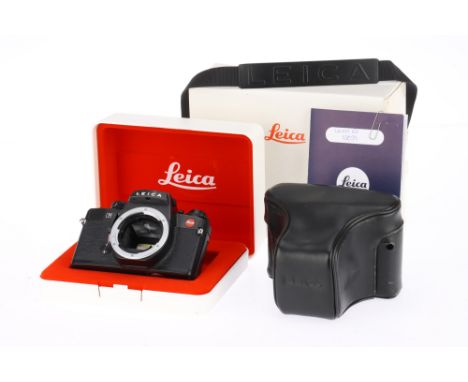 A Leica R-E 35mm SLR Camera Body black, 1990, serial no.1777790, made in Germany, shutter working and viewfinder LEDs illumin