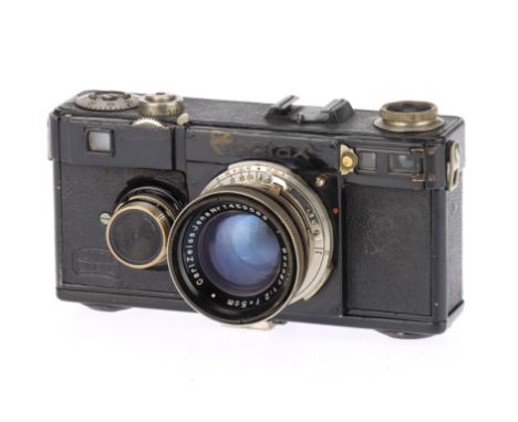 A Contax 1c 35mm Rangefinder Camera with Sonnar f/2 5cm lens black, body P, shutter jammed, rangefinder patch not moving, opt