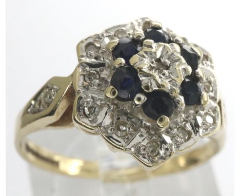 9ct gold ring set with sapphires and diamonds, size M, 2.6g. P&amp;P Group 1 (£14+VAT for the first lot and £1+VAT for subseq