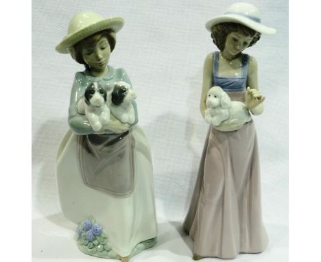 Two Nao figurines, largest H: 25 cm, no cracks or chips. P&amp;P Group 3 (£25+VAT for the first lot and £5+VAT for subsequent