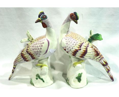 Pair of Crown Staffordshire birds singing M Doubell Miller, H: 21 cm. P&amp;P Group 3 (£25+VAT for the first lot and £5+VAT f