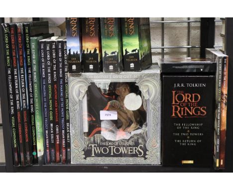 Shelf of Lord Of the Rings books and a Gollum figurine. UK P&amp;P Group 3 (£30+VAT for the first lot and £8+VAT for subseque
