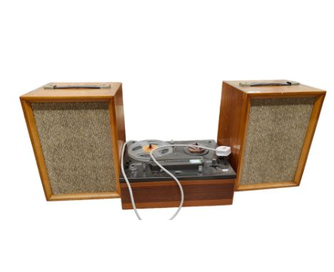VINTAGE TANDBERG TAPE RECORDER AND PAIR OF VINTAGE SPEAKERS 
