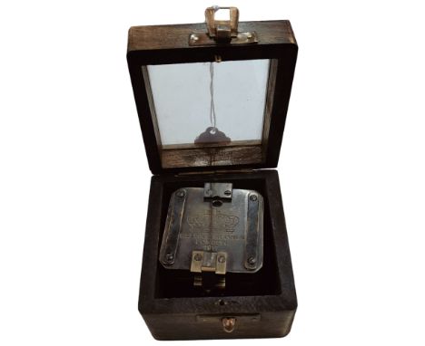 REPRODUCTION MILITARY BRASS COMPASS IN CASE 
