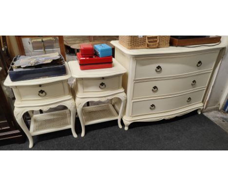 MODERN BEDROOM 3 DRAWER CHEST AND 2 LAMP TABLES