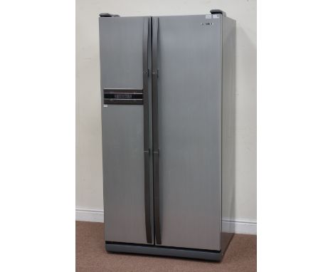Samsung RS20CCMS larder fridge freezer, W85cm (This item is PAT tested - 5 day warranty from date of sale) 
 Condition Report
