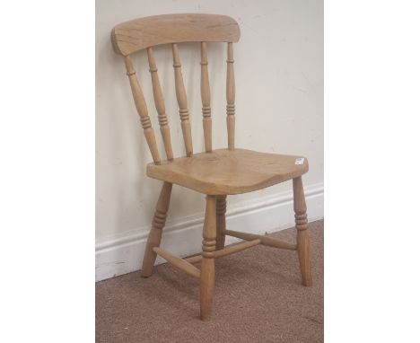 19th century elm and beech child's stick back chair Condition Report Click here for further images, condition, auction times 