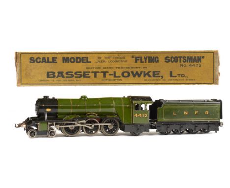 A  BASSETT-LOWKE LTD O GAUGE 20 VOLT ELECTRIC MODEL "FLYING SCOTSMAN" LOCOMOTIVE   No 4472, boxed