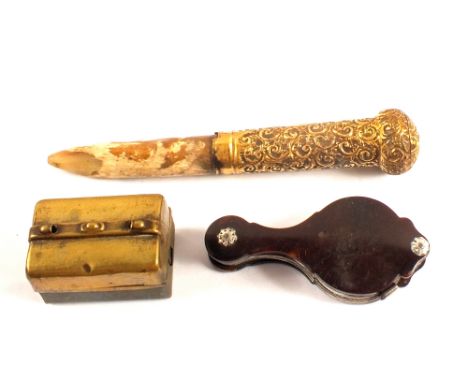 A travelling inkwell, magnifying glasses and a parasol handle