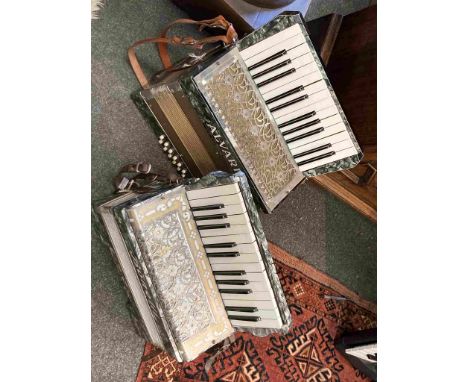 An Alvari 25 key 12 bass accordion and a Bonelli 25 key 12 bass accordion with bracket adaptation a/f (2)