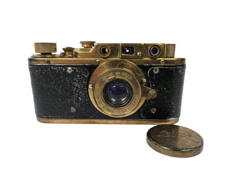 A Russian copy of a German Luftwaffe Leica , manufactured by Zorki, with Luftwaffe engravings and serial number No. 354211 DR