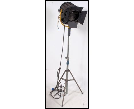 A vintage Ianiro Italy mid 20th century stage theatre film Lamp / Spot Light marked Ianiro Italy. Complete with barn door fro