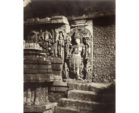 OAKELEY (RICHARD BANNER)Sculpture and stairs at the entrance to the garden of Hoysaleswara Temple, Halebidu, Karnataka,  salt