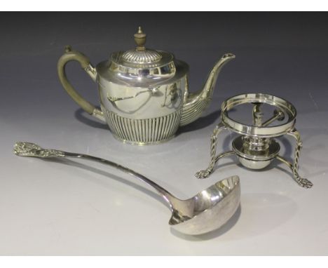 An Edwardian silver oval half-reeded teapot, Sheffield 1903 by Mappin & Webb, height 16.5cm, a George V silver circular spiri