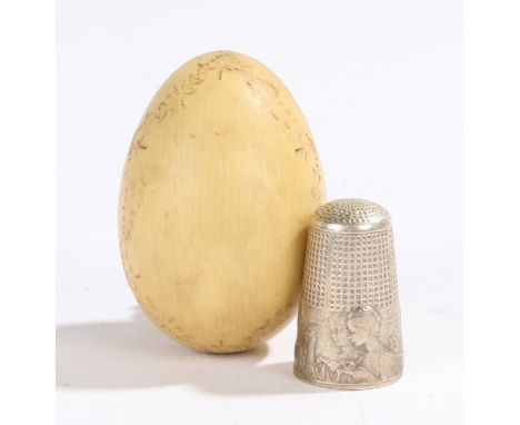 French 19th Century Palais Royal thimble case, clad in leather with gilt tooled decoration enclosing a thimble with an Art No