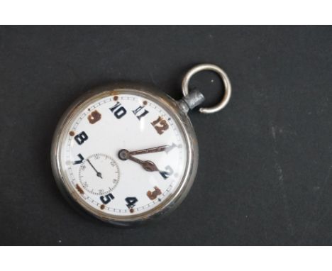 British Military Issue Pocket Watch, marked to verso with British Broad Arrow mark and G.S.T.P A 134772 
