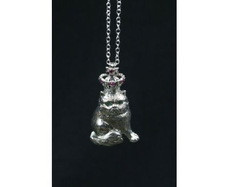 Silver Royal Cat Pendant set with Emerald Eyes 