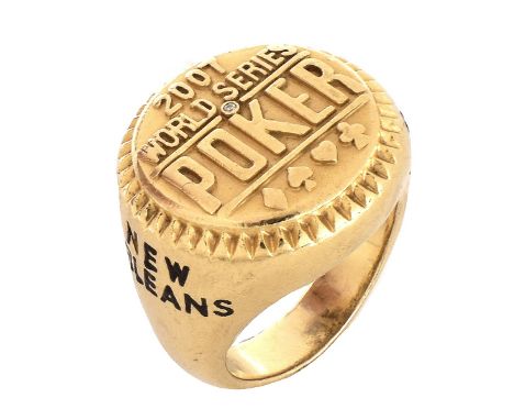 Man's Vintage 2007 Heavy 14 Karat Yellow Gold World Series Poker Ring. Stamped 14K 585. Ring size 10. Approx. weight: 25.8 gr