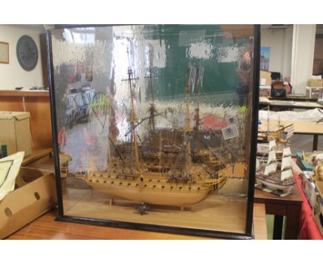 A COREL 1:75 SCALE MODEL OF THE FRENCH 84 GUN FIRST RATE SHIP "LE MIRAGE" in table-top display case