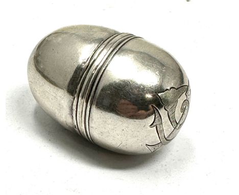Victorian silver nutmeg grater in the form of an egg,missing grinder London silver hallmarks
