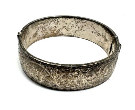 Heavy vintage cuff bangle weight 49g 