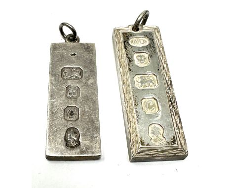 2 vintage silver ingot pendants weight 48g 
