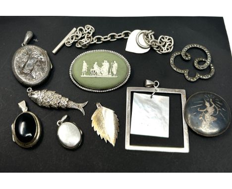 selection of vintage silver jewellery weight 67g 