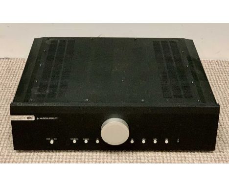 HI-FI EQUIPMENT - Musical Fidelity M6i Dual Mono Integrated Amplifier