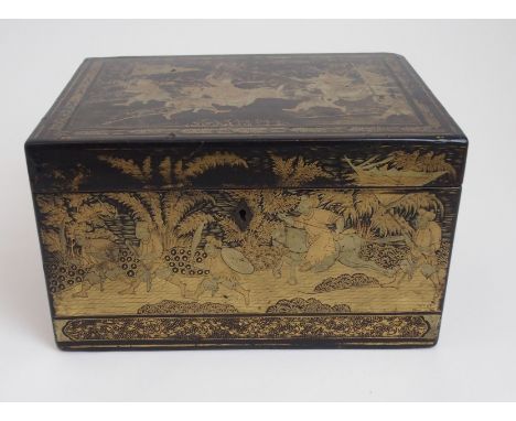 A CHINESE BLACK LACQUERED AND GILT TEA CADDY painted allover with warriors in conflict amongst foliage, the hinged cover encl