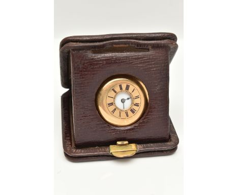 AN 18CT GOLD HALF HUNTER LADIES WRISTWATCH, hand wound movement, plain round dial, yellow gold case, Arabic numerals to the f