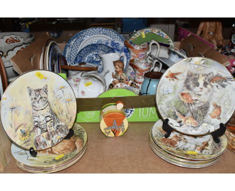 ONE BOX AND LOOSE CERAMICS, to include Royal Worcester collectors plates, 'Kitten Encounters' by Pam Cooper, RSPCA, and 'Kitt