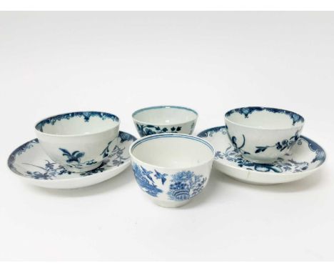 Two Worcester Mansfield pattern tea bowls and saucers, circa 1770, and two other blue and white Worcester tea bowlsCondition 