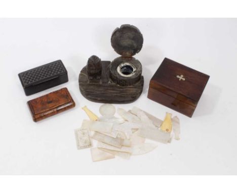 Black Forest style carved inkstand with hinged tree stump enclosing well, 11cm wide, together with a Victorian burr wood snuf