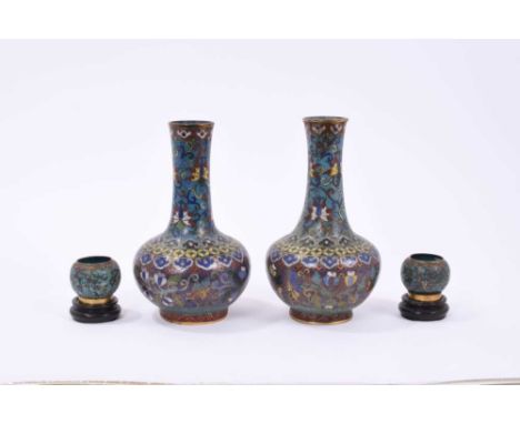 Pair of Chinese Cloisonné vases, 18th/19th century, of bottle form, 21cm high, and a pair of smaller vases, of globular form,