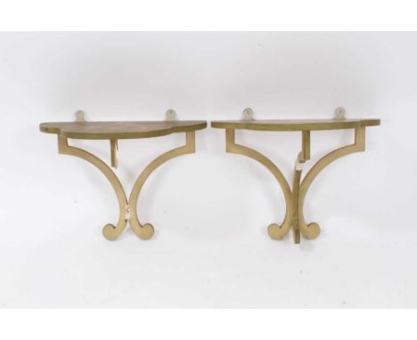 A pair of vintage Colefax and Fowler wall brackets. 25.5cm wide. Provenance: From a commission for Lord and Lady David Cholmo