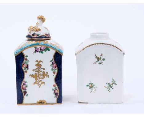 Lowestoft tea canister and cover, painted in blue with the Robert Browne pattern, with added enamel decoration, and a further