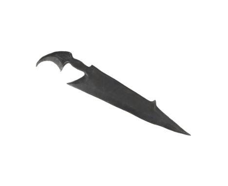 THE LORD OF THE RINGS: THE FELLOWSHIP OF THE RING (2001) - Orc Sword - An orc sword from Peter Jackson's fantasy epic The Lor