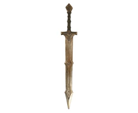 THE HOBBIT: THE BATTLE OF THE FIVE ARMIES (2014) - Fili-style Set Dressing Sword - A Fili-style set dressing sword from Peter