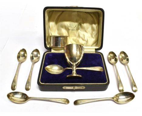 A SMALL QUANTITY OF ASSORTED SILVER  comprising a set of six silver teaspoons, a boxed silver egg cup and spoon christening g