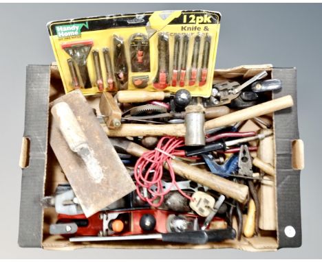 A box of wood working tools, assorted hammers, woodworking planes etc 