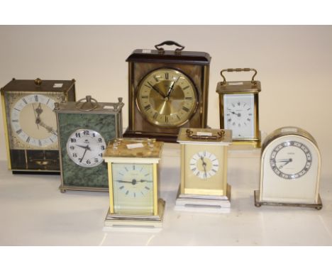One box of mantel and carriage clocks to include a Bayard French 8 day brass cased carriage clock (seven clocks in box) 