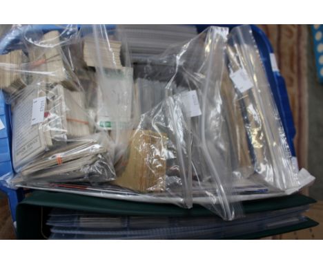 A folder of cigarette cards, Gallagher, Ogdens, Wills, etc, some complete sets with assorted books of cigarette and tea cards